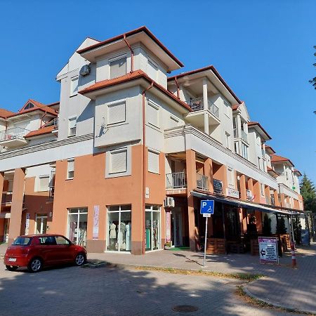 Samuci Apartman Hajdúszoboszló 외부 사진